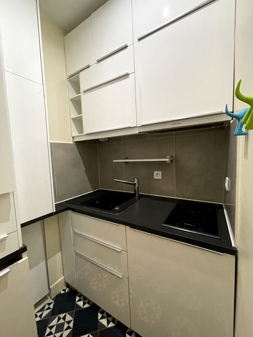 Charmant studio au pied de Montmartre ? Idéal pied-à-terre ou investissement