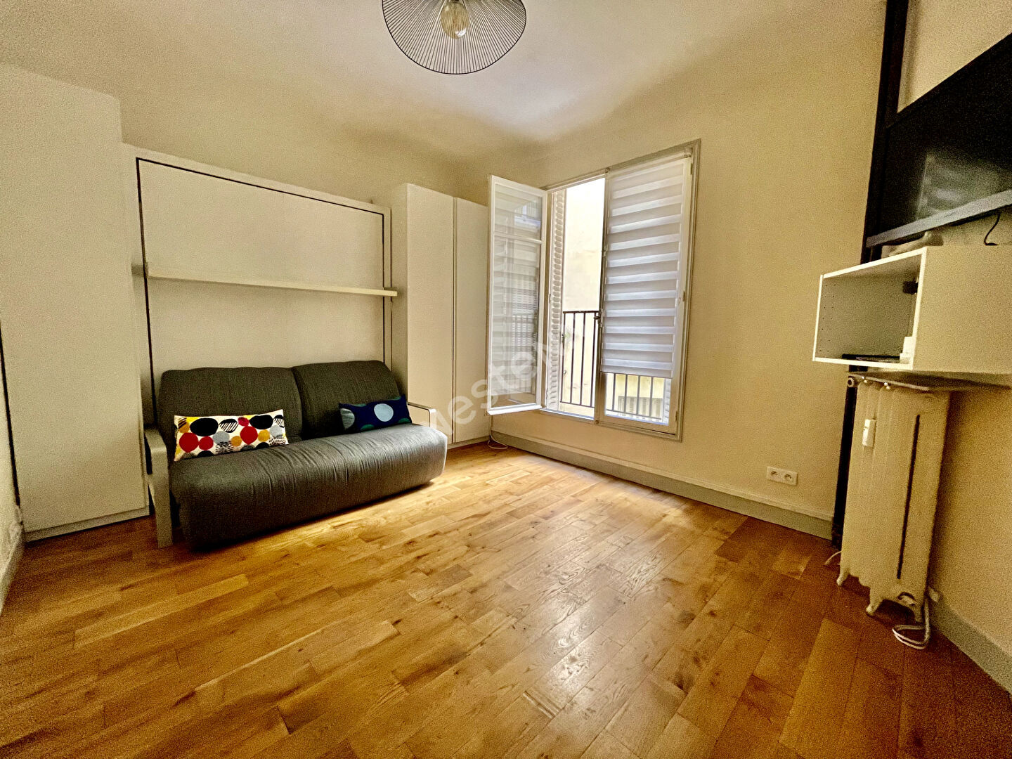 Charmant studio au pied de Montmartre ? Idéal pied-à-terre ou investissement