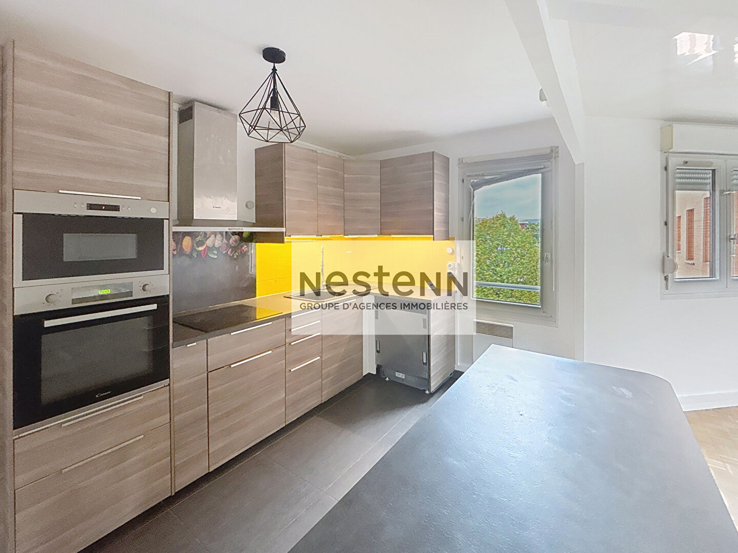 Appartement Ermont 4 pièces - 2 chambres - loggia - Centre-ville - Garage sous-sol.