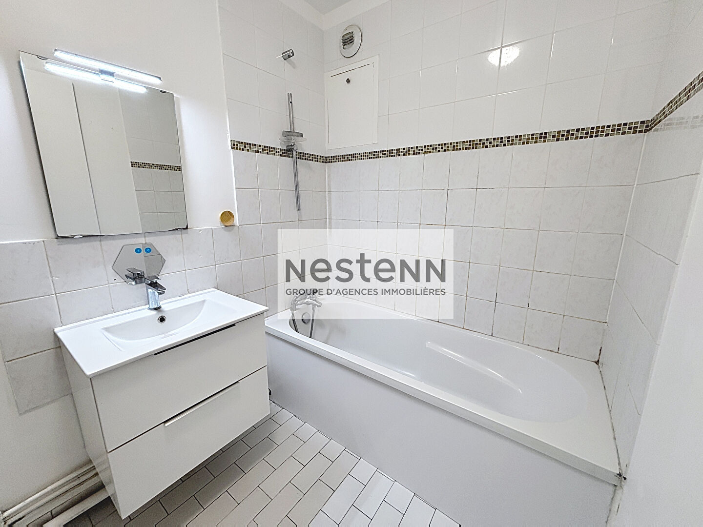 Appartement Ermont 4 pièces - 2 chambres - loggia - Centre-ville - Garage sous-sol.