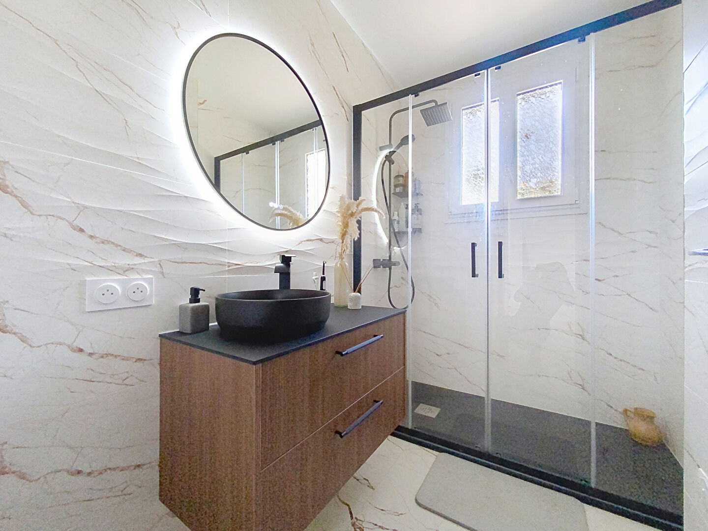 Maison 3 chambres de 116m2 - Boisseuil - entièrement rénovée - grande parcelle