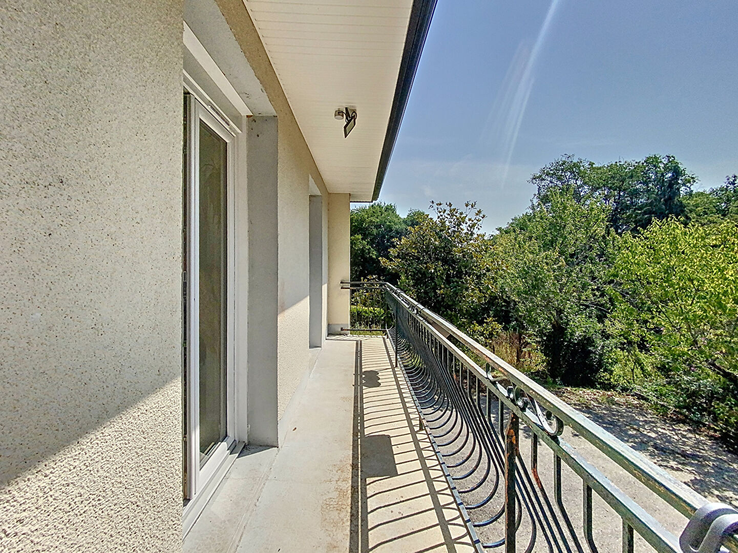 Maison 3 chambres de 116m2 - Boisseuil - entièrement rénovée - grande parcelle