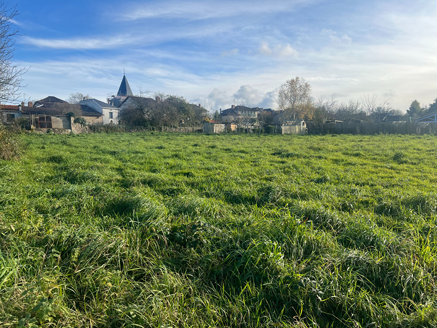 Terrain constructible Cognac la Foret