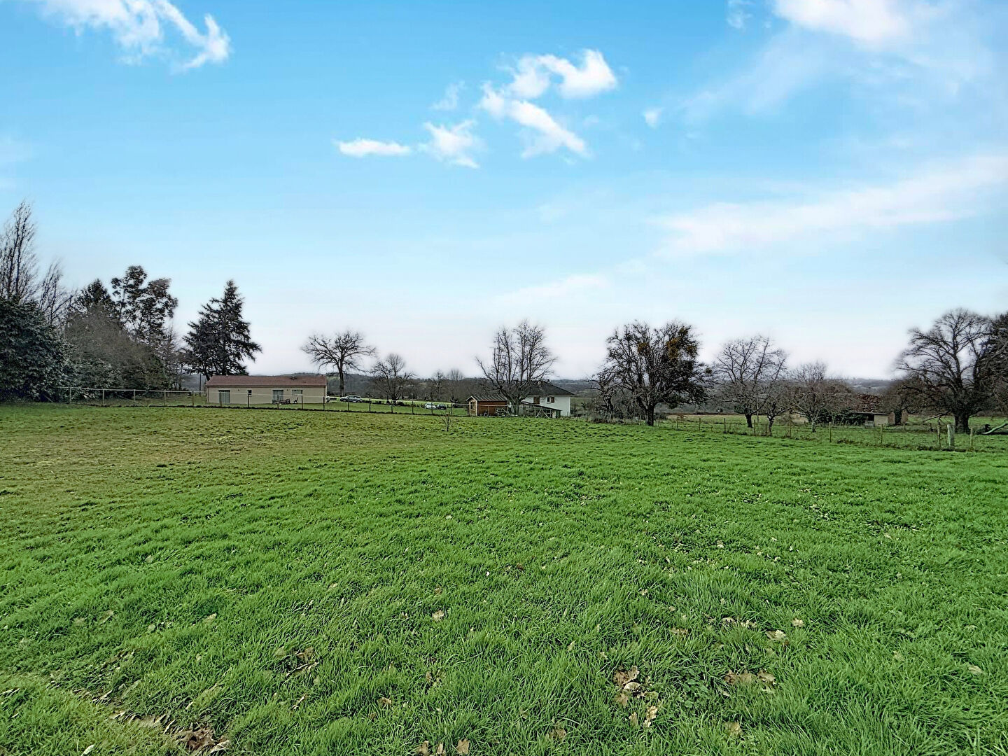 Idéal primo accédant Maison 2020 à vendre à Saint-Priest-Ligoure - Appentis - DPE B - 3000m2 de terrain