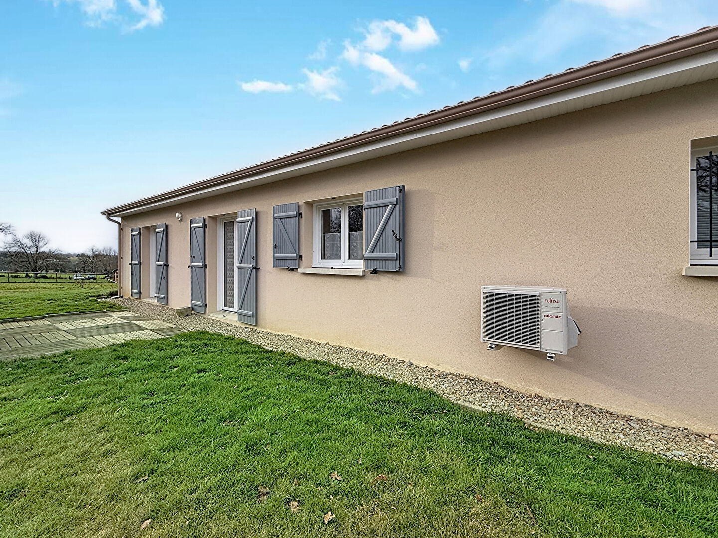 Idéal primo accédant Maison 2020 à vendre à Saint-Priest-Ligoure - Appentis - DPE B - 3000m2 de terrain