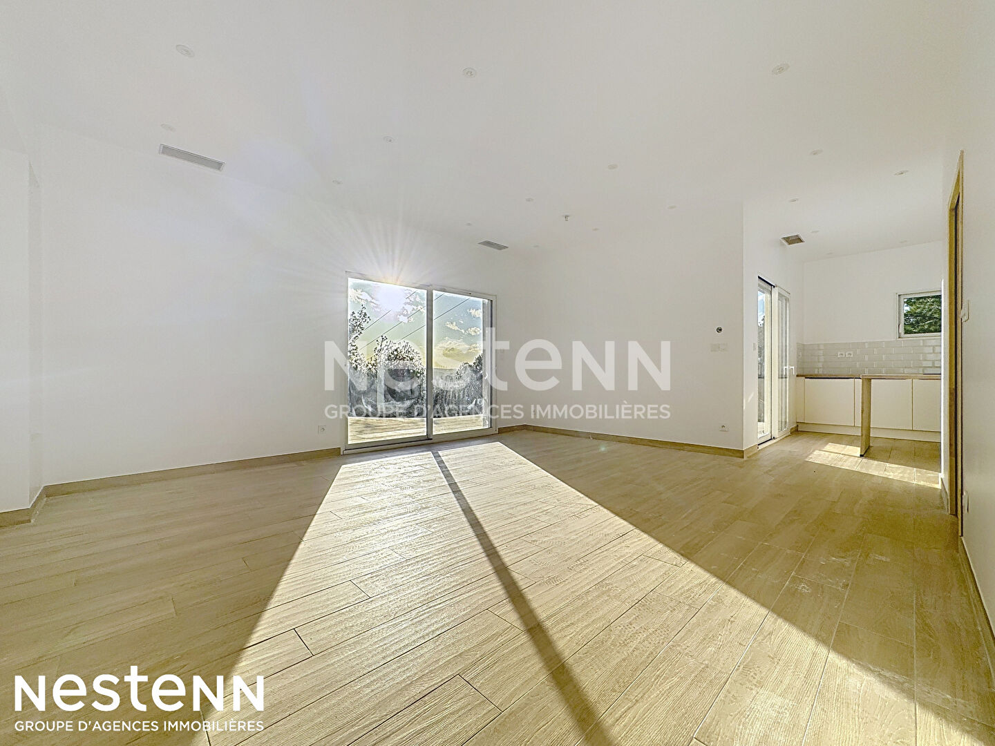 MAISON NEUVE type T5 avec piscine et belle vue dégagée sur végétations et canal du midi