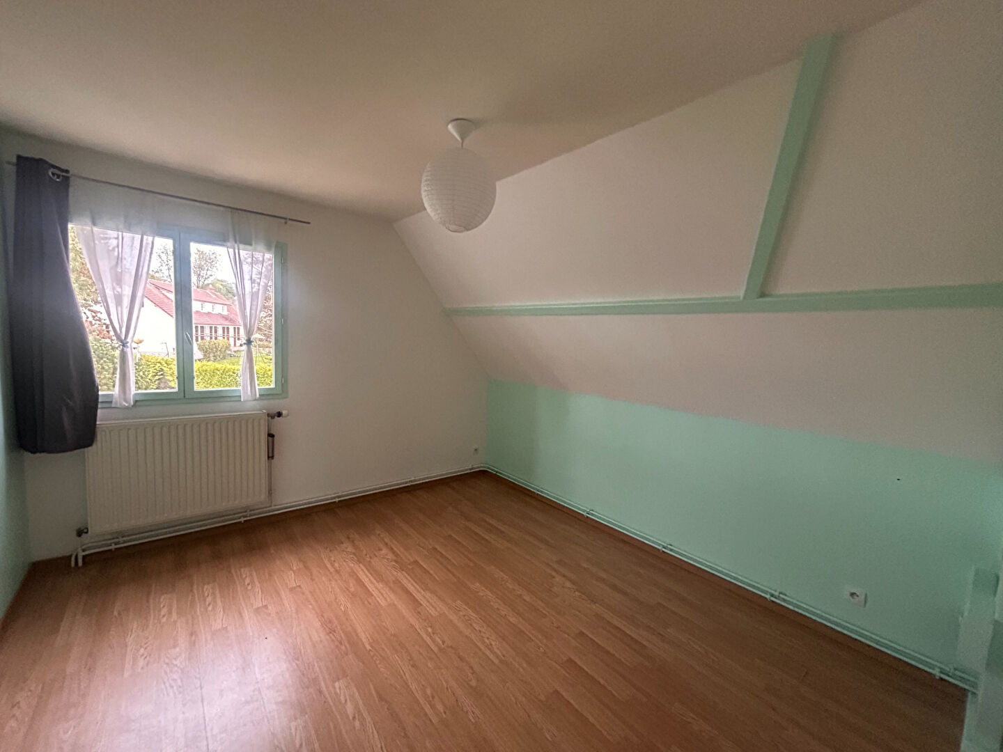 Maison 130m²  3 chambres - grand sous sol- secteur calme et agréable - LE BOCASSE - CLERES - GARE