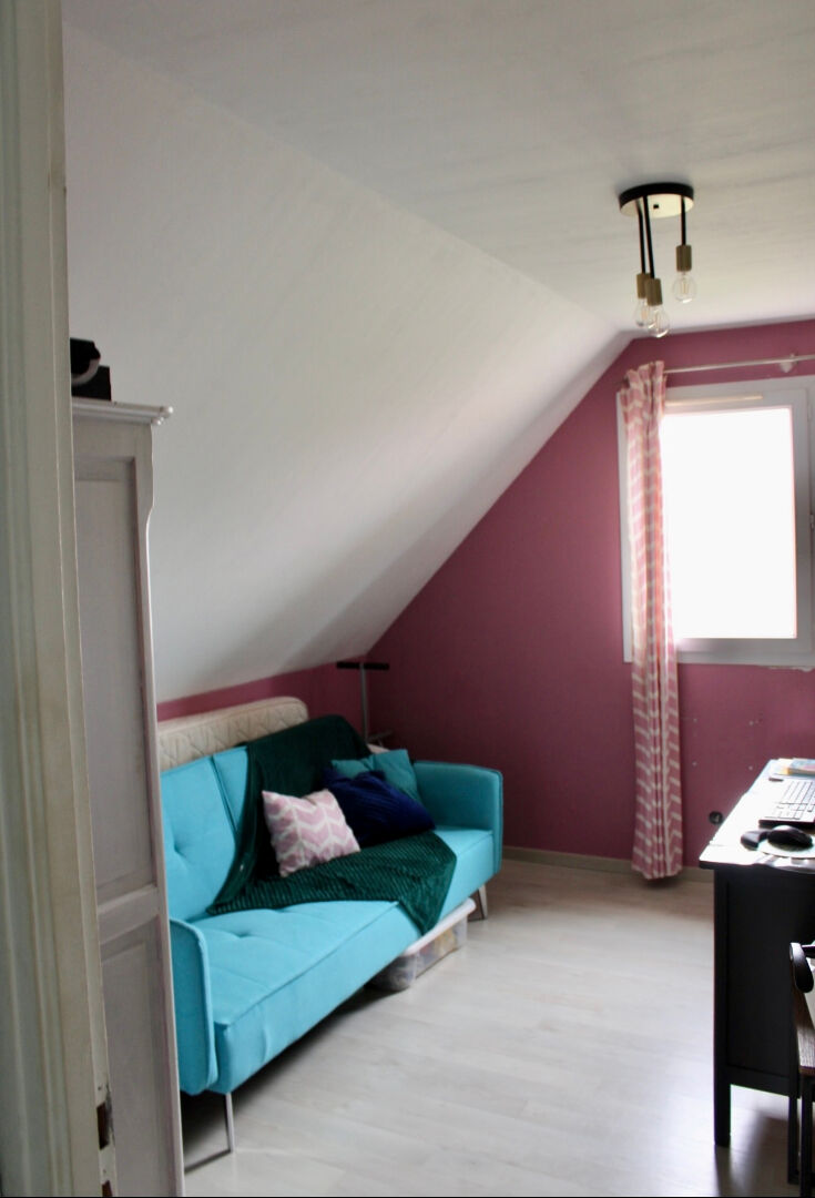 Maison Bosc Le Hard 5 pièces Centre-bourg, proche commerces, Construction 2009, Maison familliale, 4 chambres, poele à bois,  terrasse plein sud,  terrain clos, baignoire d'angle, chambre au rez-de-chaussée, garage,