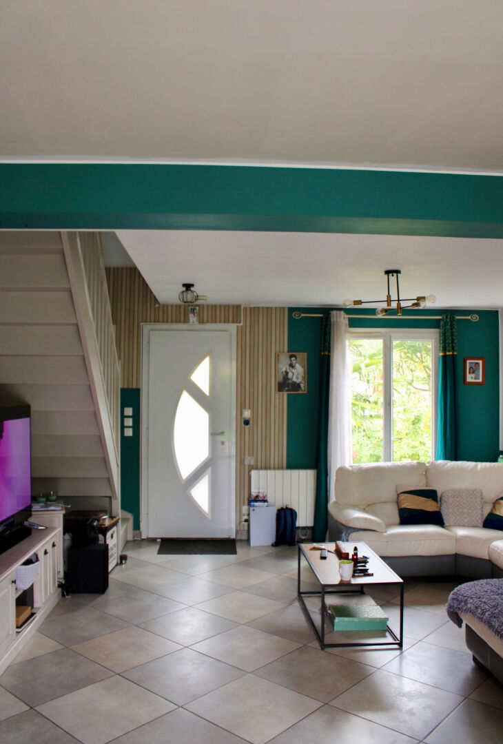 Maison Bosc Le Hard 5 pièces Centre-bourg, proche commerces, Construction 2009, Maison familliale, 4 chambres, poele à bois,  terrasse plein sud,  terrain clos, baignoire d'angle, chambre au rez-de-chaussée, garage,