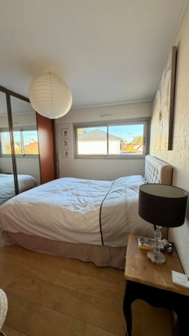 Appartement bois guillaume 100m² 3 chambres dernier étage balcon 4 parkings  sans travaux