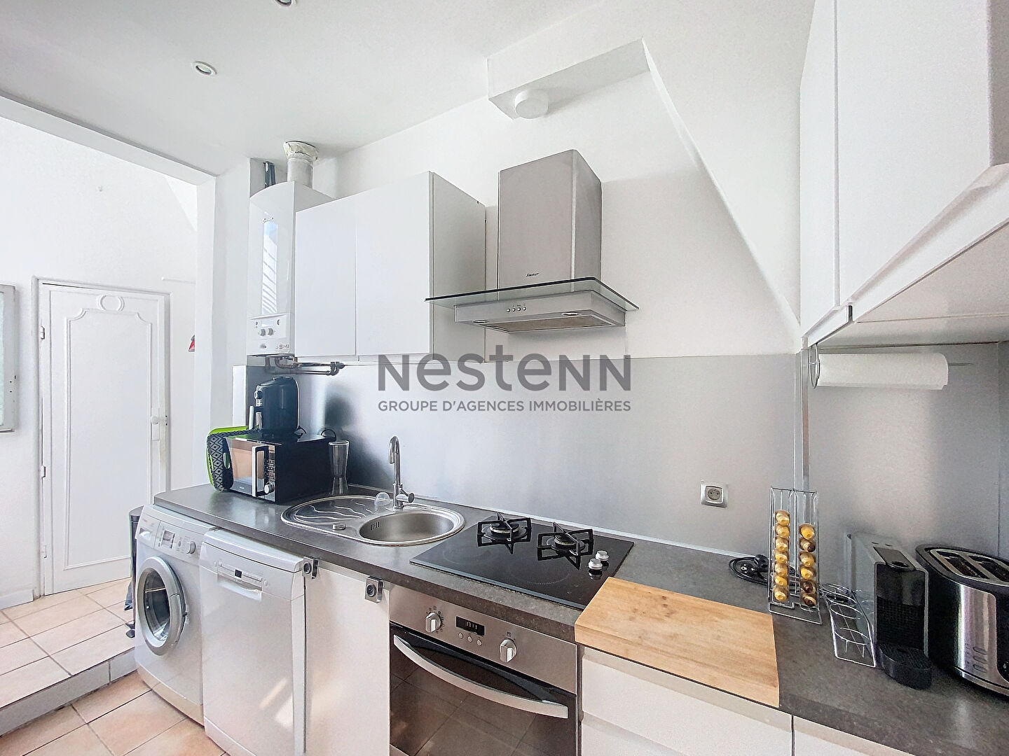 Appartement haussmanien T3 de  67 m2, 3ème étage SANS ASCENSEUR