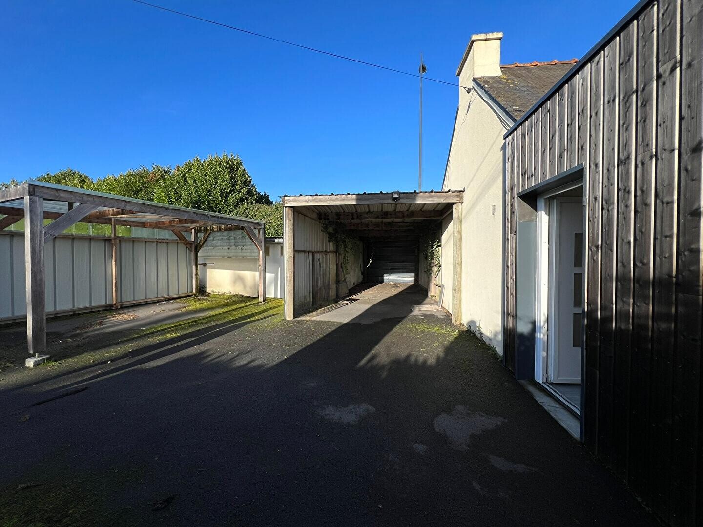 Local commercial 3 pièces 67 m² · à Arradon · 67 m² · 233 200 €