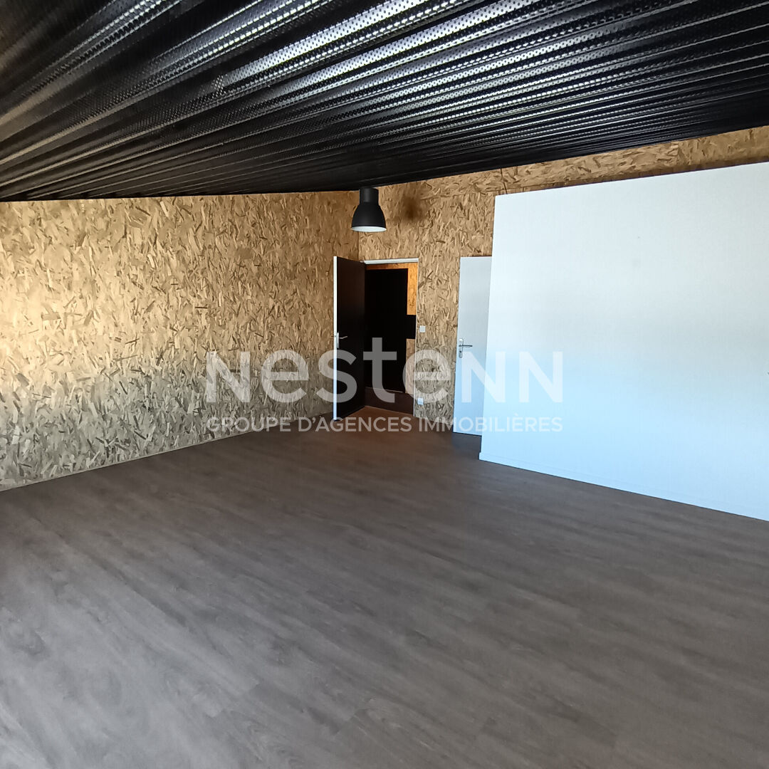Bureau à louer Vannes  est 1 pièce(s) 25 m2