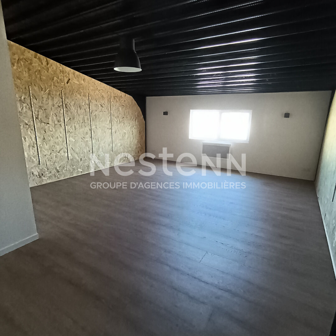 Bureau à louer Vannes  est 1 pièce(s) 25 m2