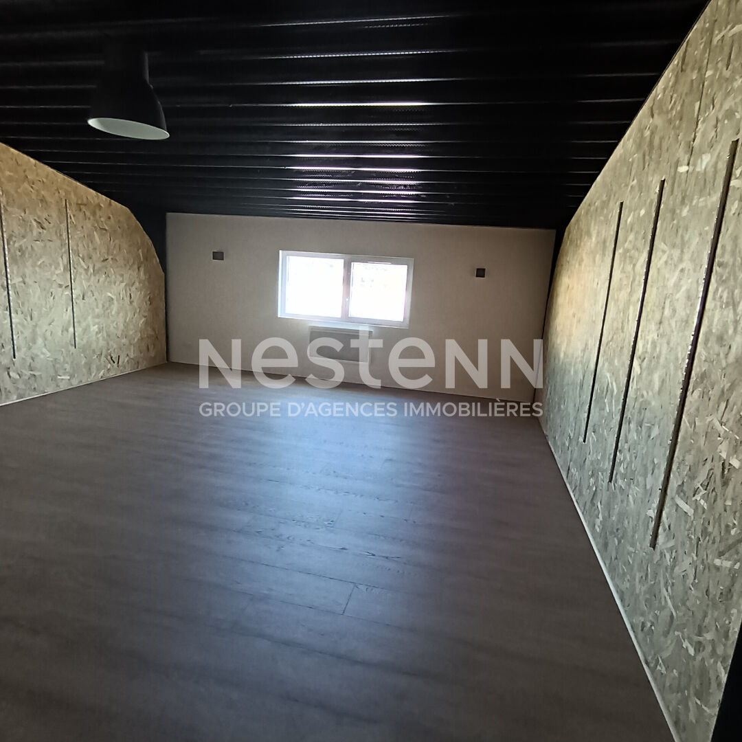 Bureau à louer Vannes  est 1 pièce(s) 25 m2