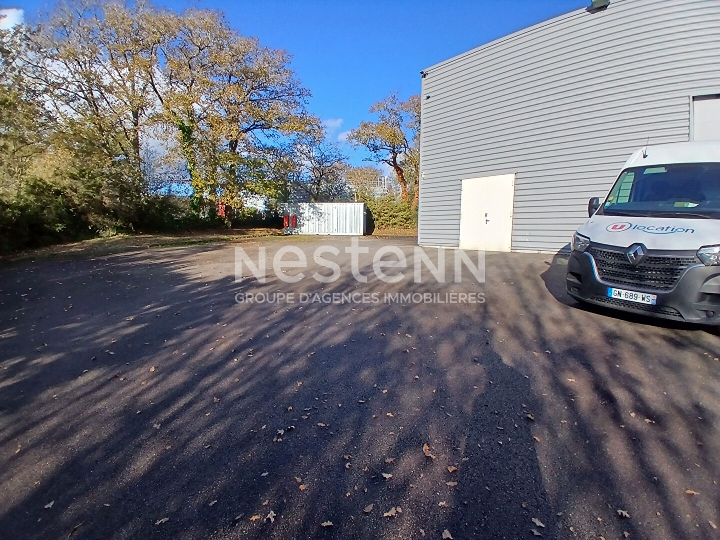 A VENDRE Local d'activité de 1500 m2 sur VANNES NORD