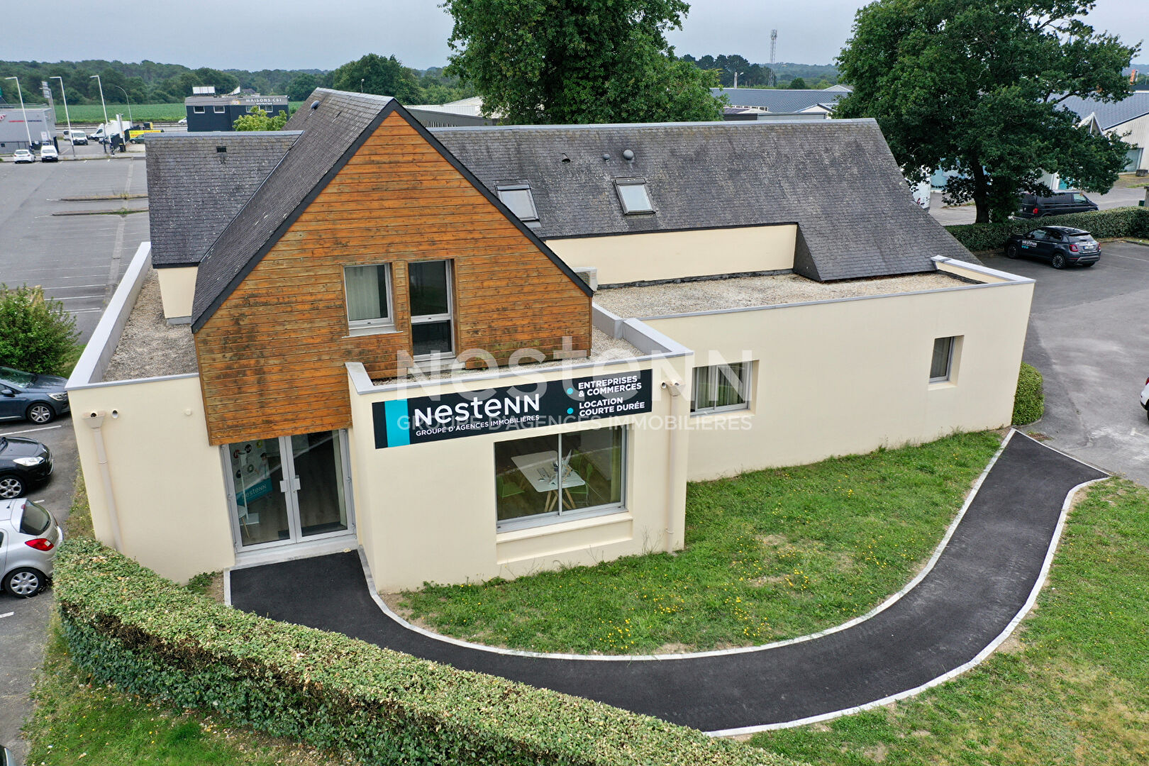 A VENDRE Cession de bail  Emplacement N°1 Vannes Centre  -  25m2