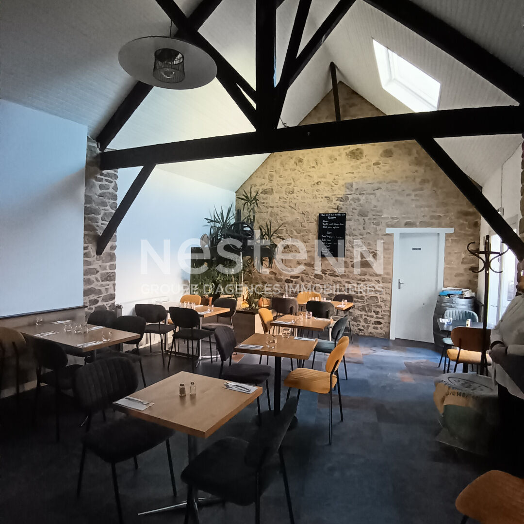 Local commercial 9 pièces 250 m² · à Auray · 250 m² · 405 000 €