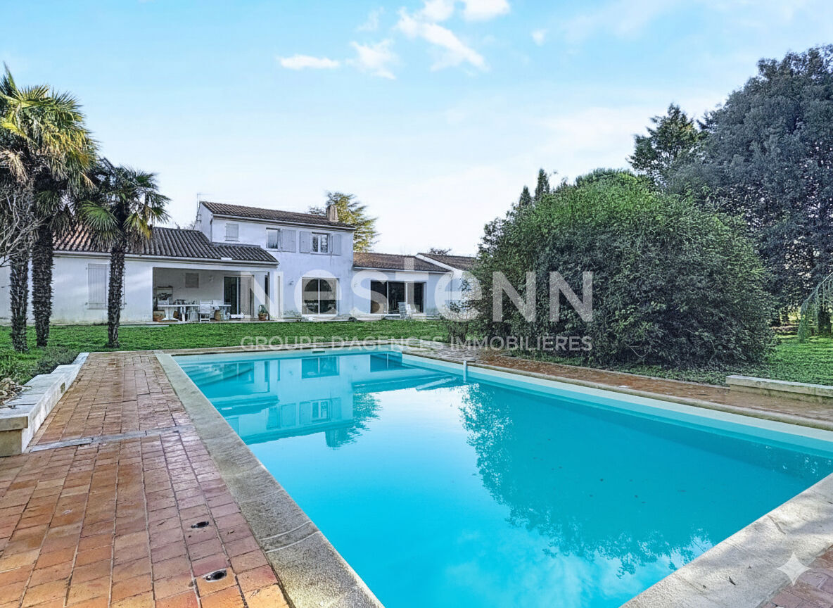 Propriété de prestige à Marsilly -7 pièces- 262 m2