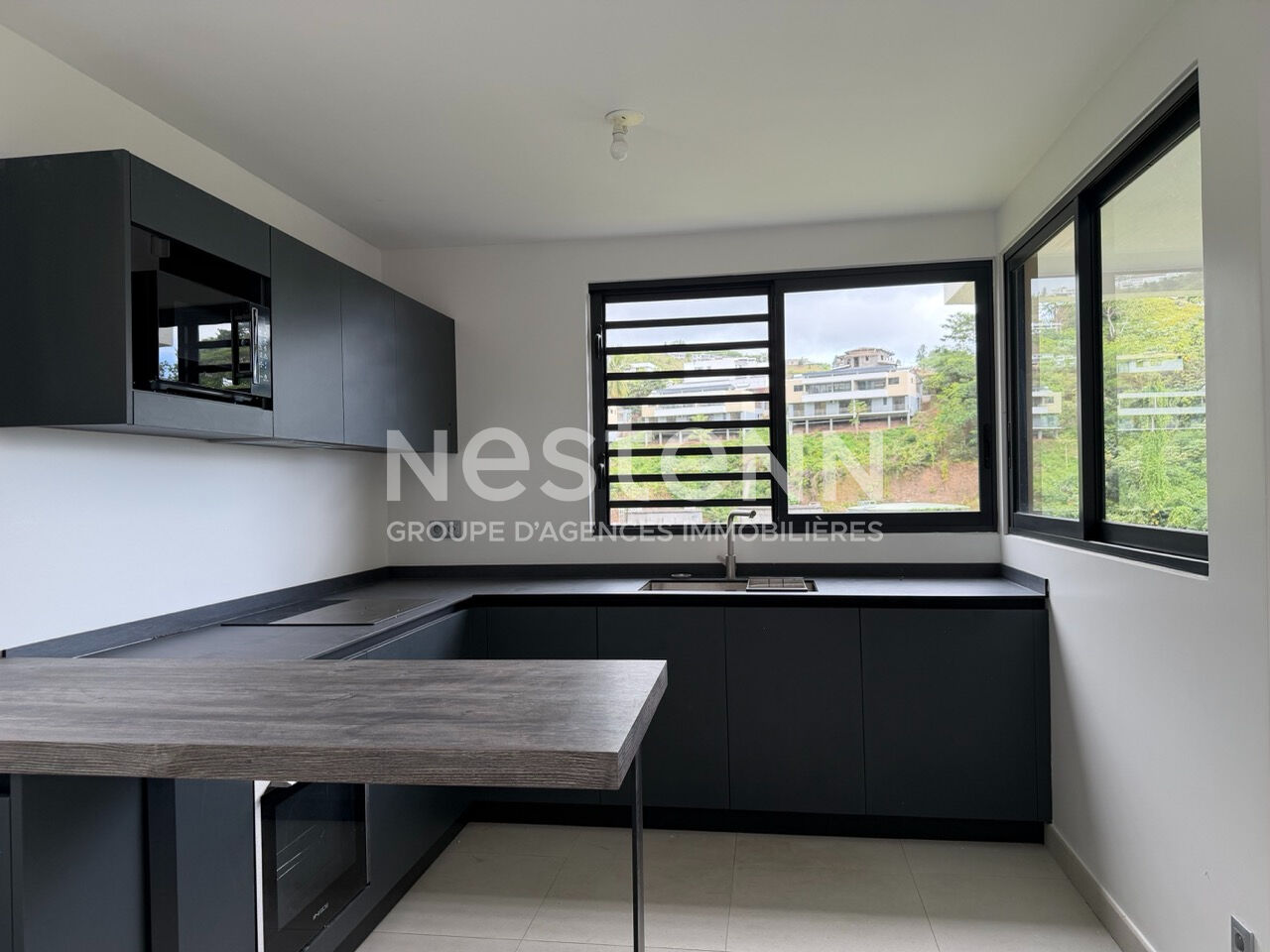 A vendre sur PAMATAI HILLS maison neuve F3 RESIDENCE DE PAMATAI
