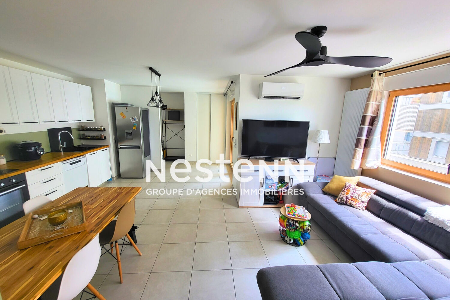 Appartement Venissieux 3 pièce(s) 61.80 m2