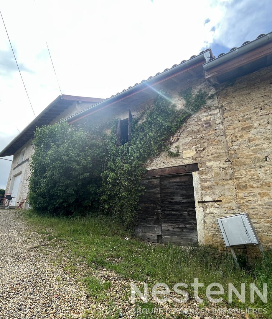 Grange à rénover + Terrain - 01250 REVONNAS