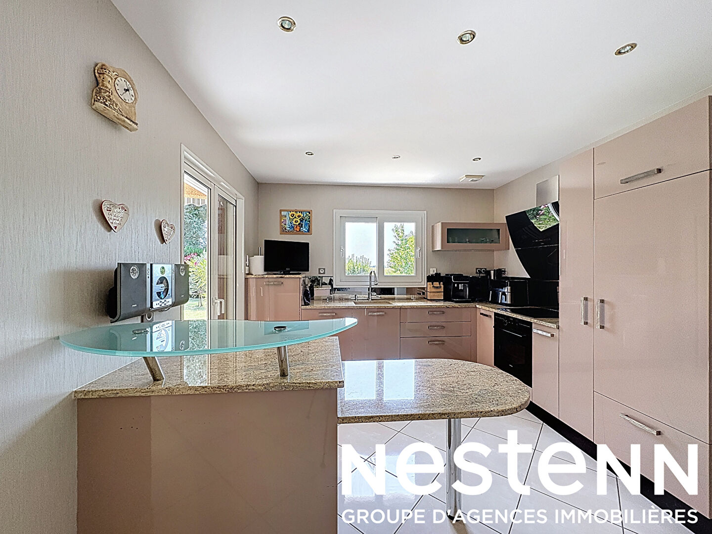 A Vendre: Charmante Maison de Plain-Pied  - Secteur FEILLENS (01570)