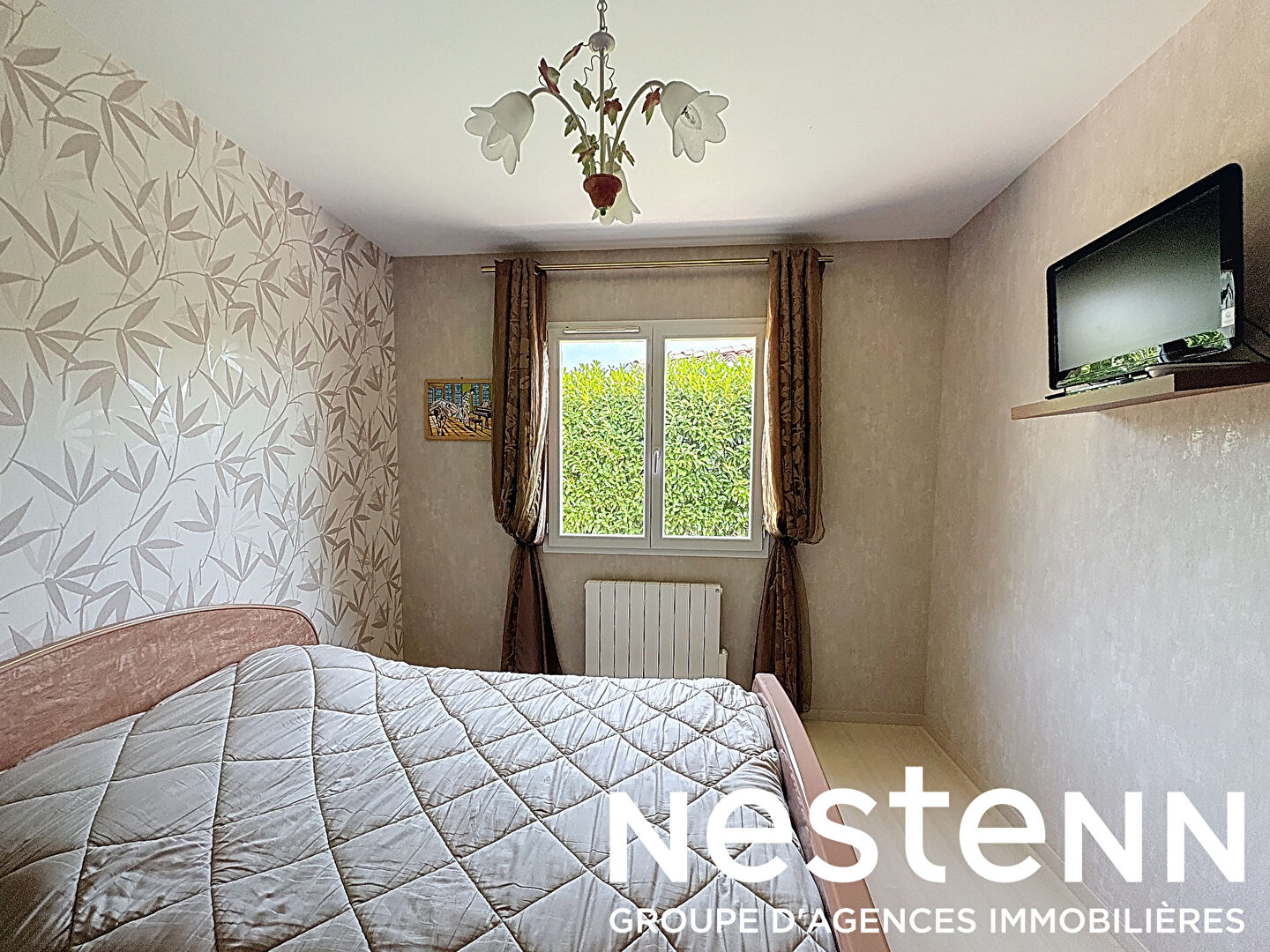 A Vendre: Charmante Maison de Plain-Pied  - Secteur FEILLENS (01570)