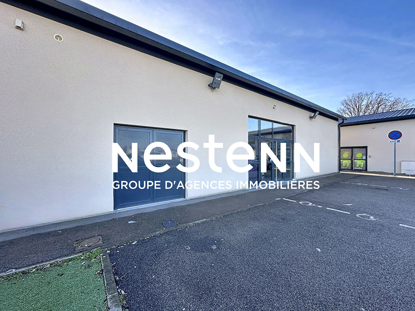 Local commercial 240 m² · à Belleville en Beaujolais · 240 m² · 365 000 €