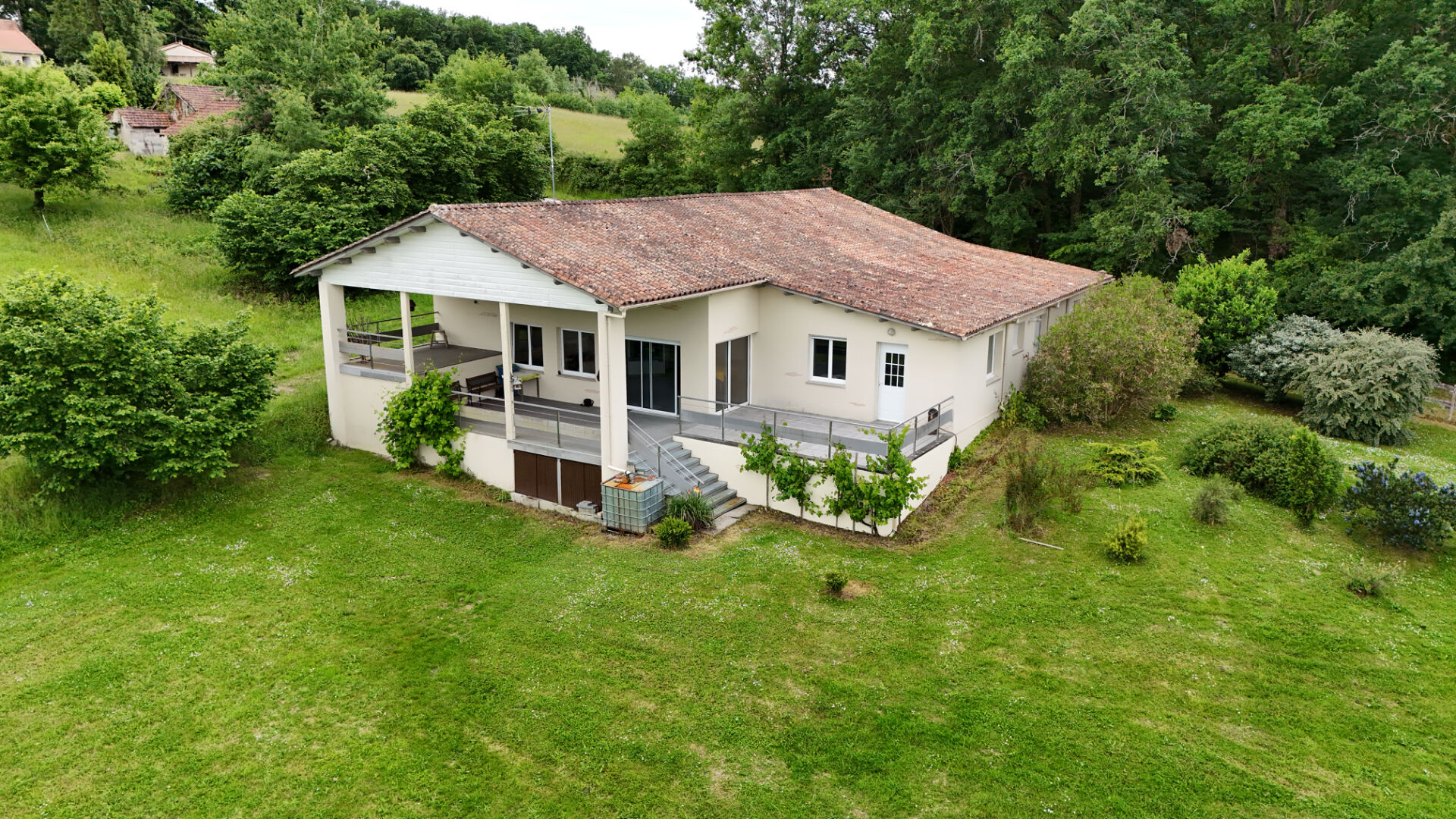 Maison 5 pièces 160 m² · à Saint-Nexans · 160 m² · 312 000 €