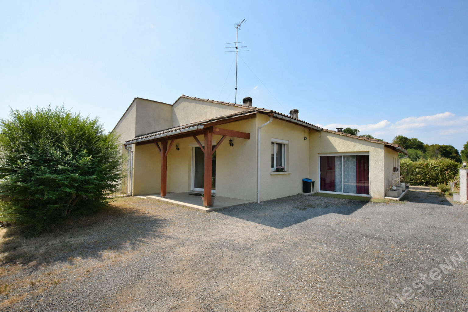 Maison 4 pièces 115 m² · à Creysse · 115 m² · 176 000 €