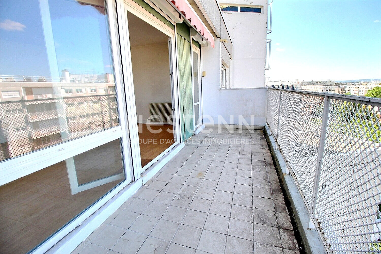 Courbevoie Bécon appartement  à vendre 4 pièces  balcon Dernier étage terrasse Ligne L futur M15  DPE D