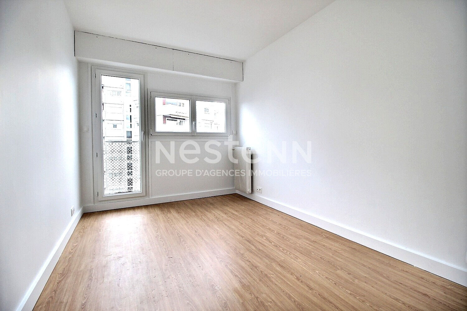 Courbevoie Bécon appartement  à vendre 4 pièces  balcon Dernier étage terrasse Ligne L futur M15  DPE D