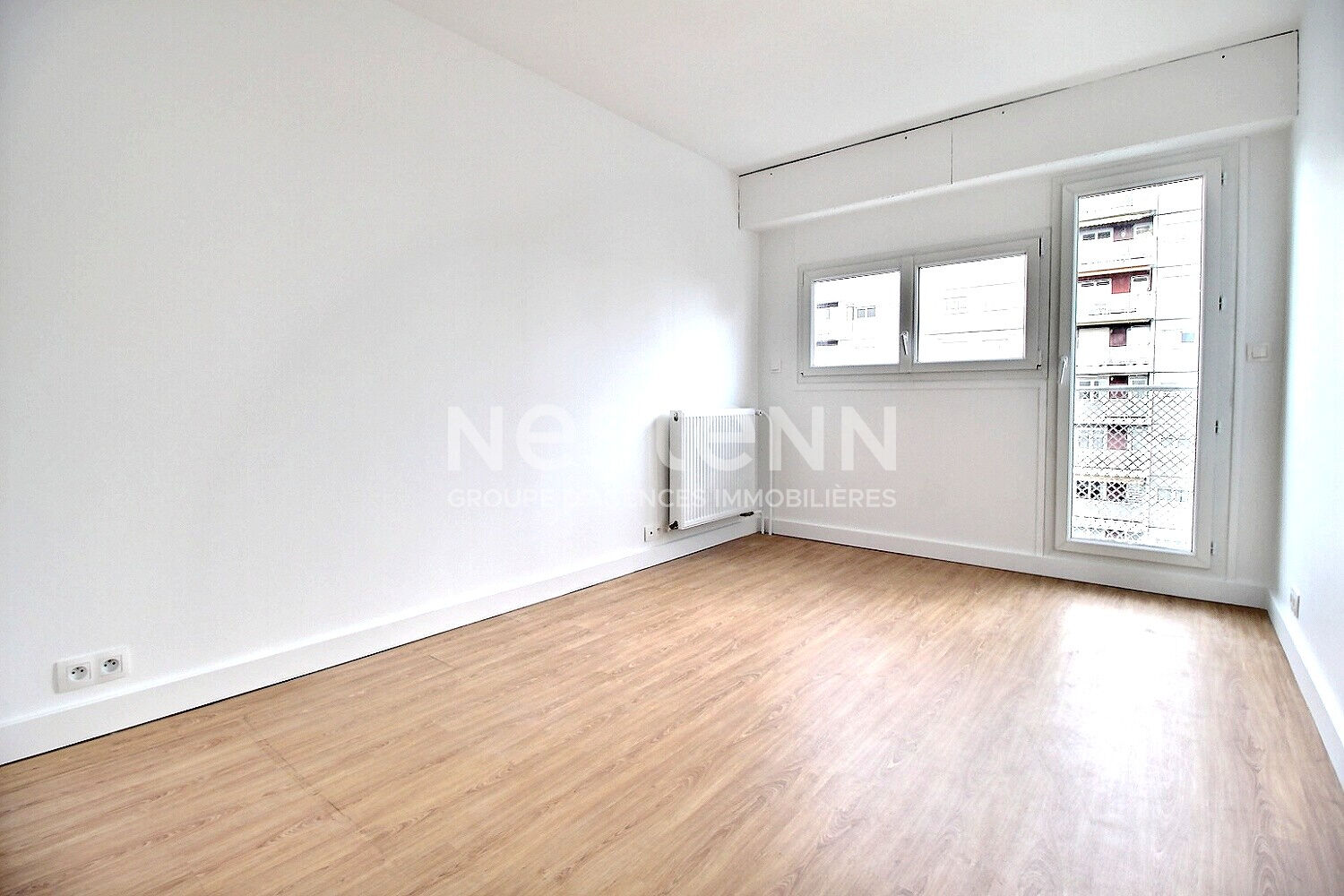Courbevoie Bécon appartement  à vendre 4 pièces  balcon Dernier étage terrasse Ligne L futur M15  DPE D