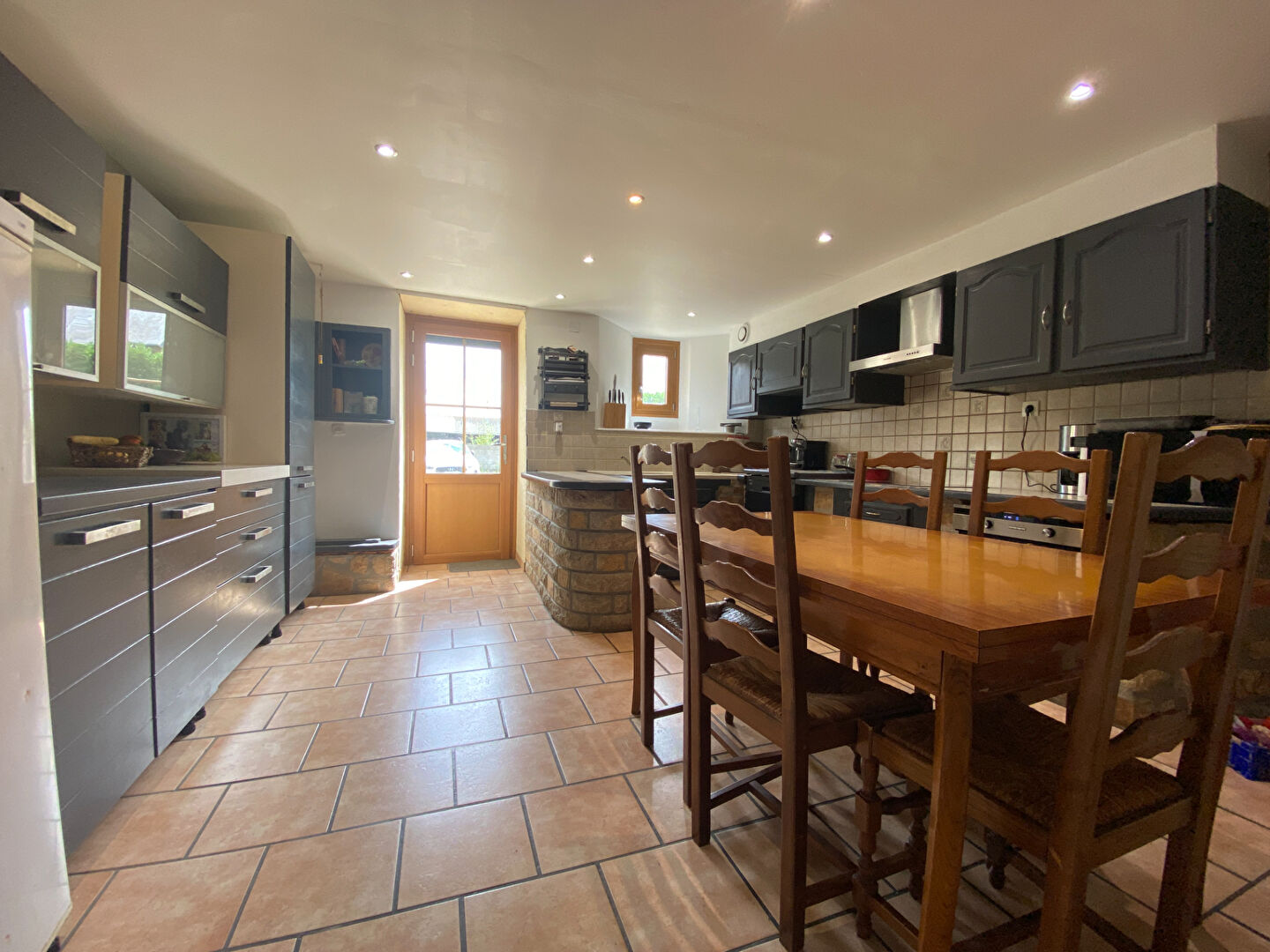 A VENDRE Maison à Yvignac-la-Tour - 4 Chambres.