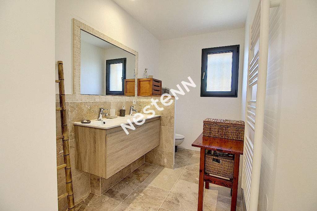 SAINT ANTONIN DU VAR Villa NEUVE en pierre avec PISCINE.