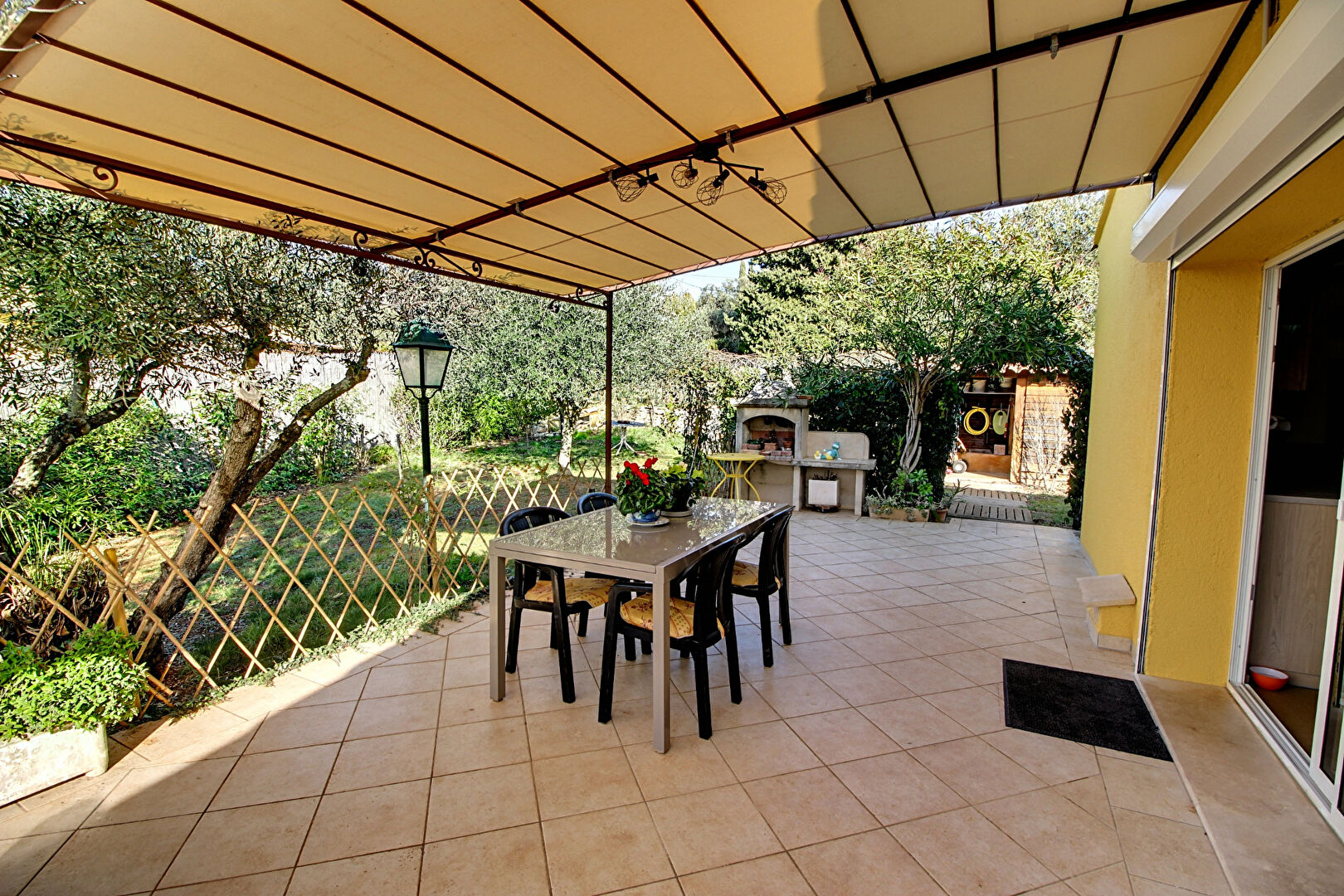 A vendre en exclusivité ! Maison à Lorgues de 5 pièces 132m2 avec Piscine