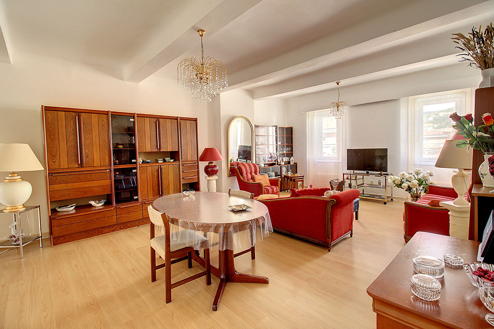 A VENDRE EN EXCLUSIVITÉ ! DRAGUIGNAN - Appartement  4 pièces 123 m² + studio 15m² en centre ville avec CAVE possibilité GARAGE en SUS