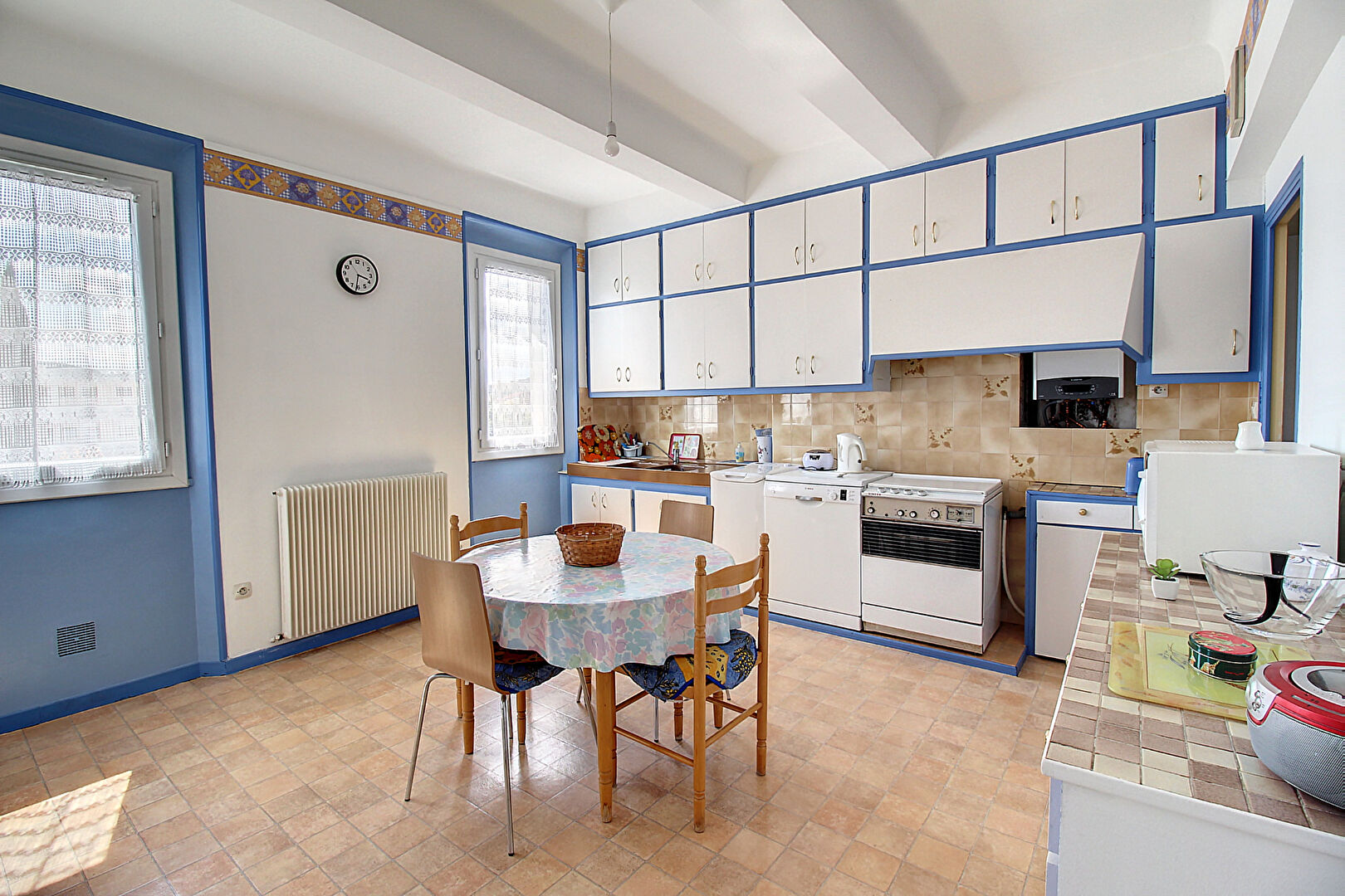 A VENDRE EN EXCLUSIVITÉ ! DRAGUIGNAN - Appartement  4 pièces 123 m² + studio 15m² en centre ville avec CAVE possibilité GARAGE en SUS