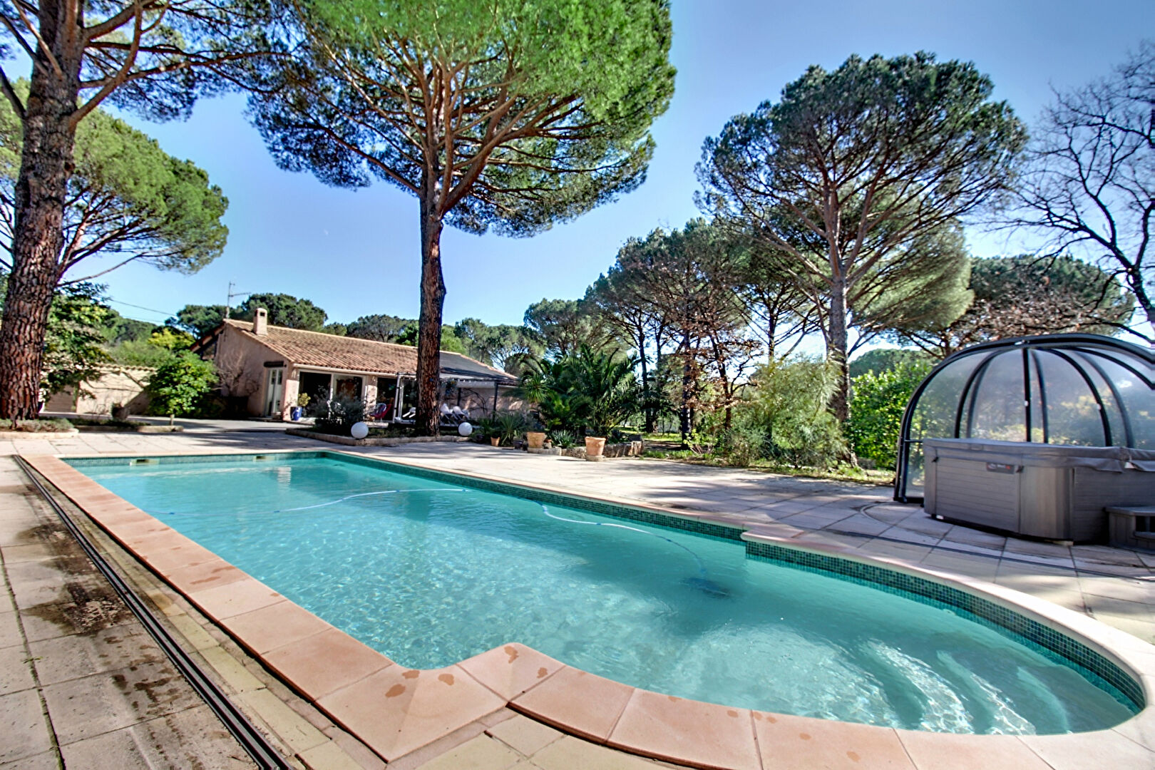 Maison 4 pièces 140 m² · à Vidauban · 140 m² · 575 000 €