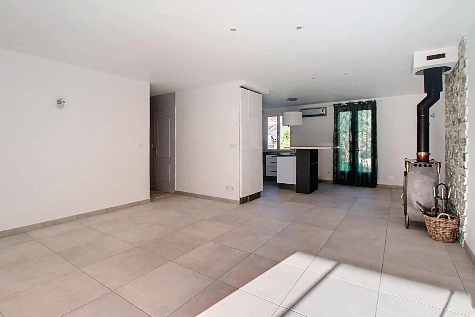 À LOUER - EN EXCLUSIVITÉ A VIDAUBAN  MAISON DE 105 m2