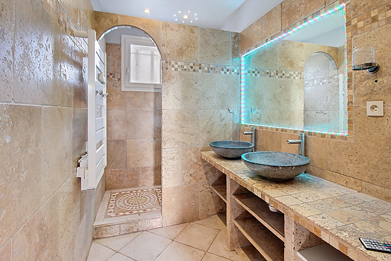 À LOUER - EN EXCLUSIVITÉ A VIDAUBAN  MAISON DE 105 m2