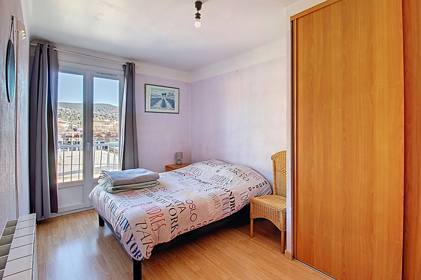 A VENDRE DRAGUIGNAN Appartement 3 chambres, BALCON, PLACE DE STATIONNEMENT