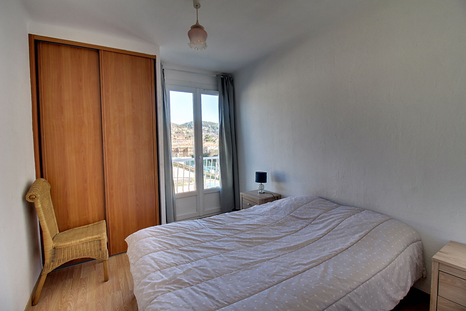 A VENDRE DRAGUIGNAN Appartement 3 chambres, BALCON, PLACE DE STATIONNEMENT