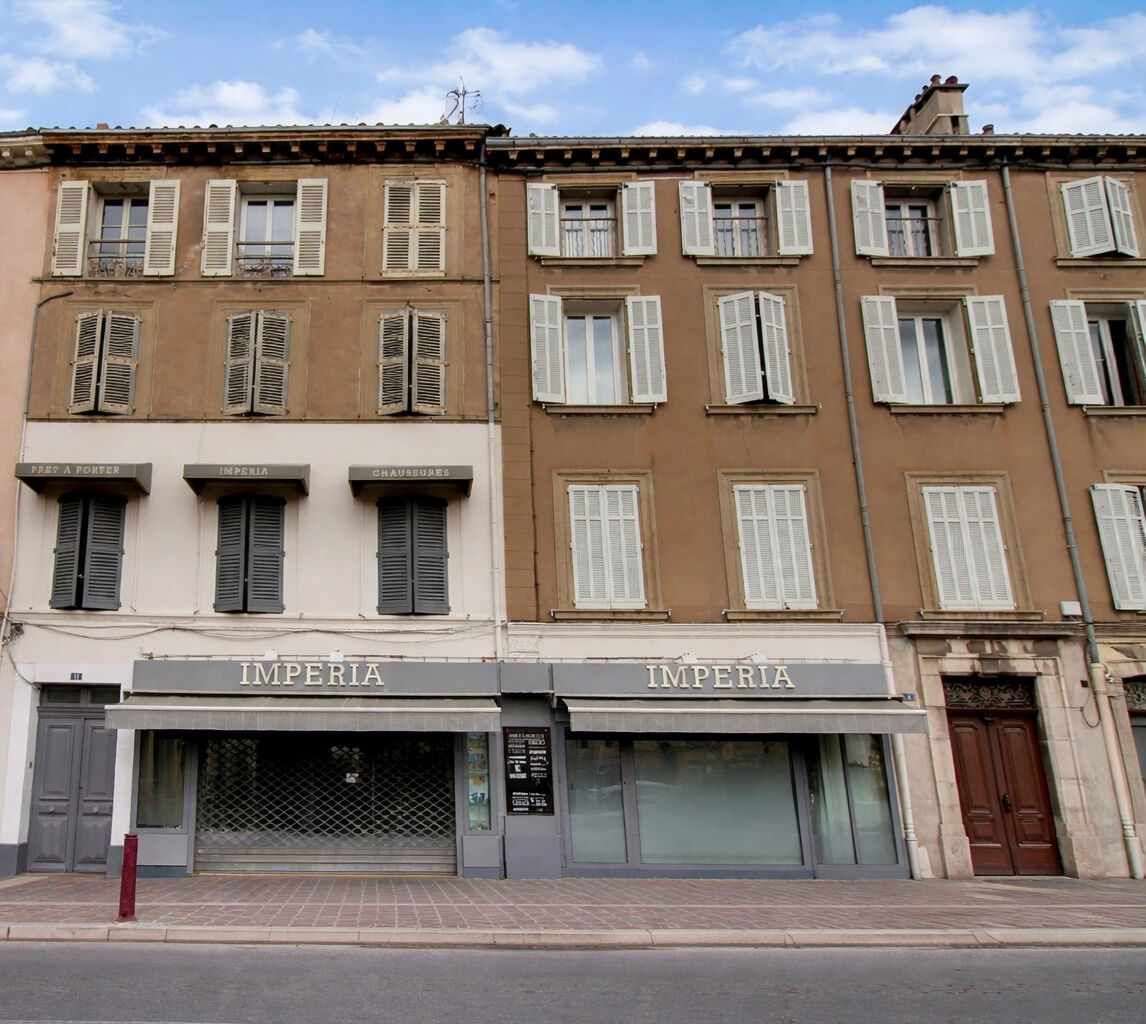 Immeuble 9 pièces 230 m² · à Vidauban · 230 m² · 319 000 €