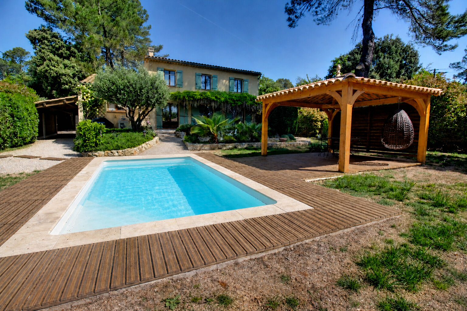 Maison 6 pièces 148 m² · à Le Thoronet · 148 m² · 585 000 €