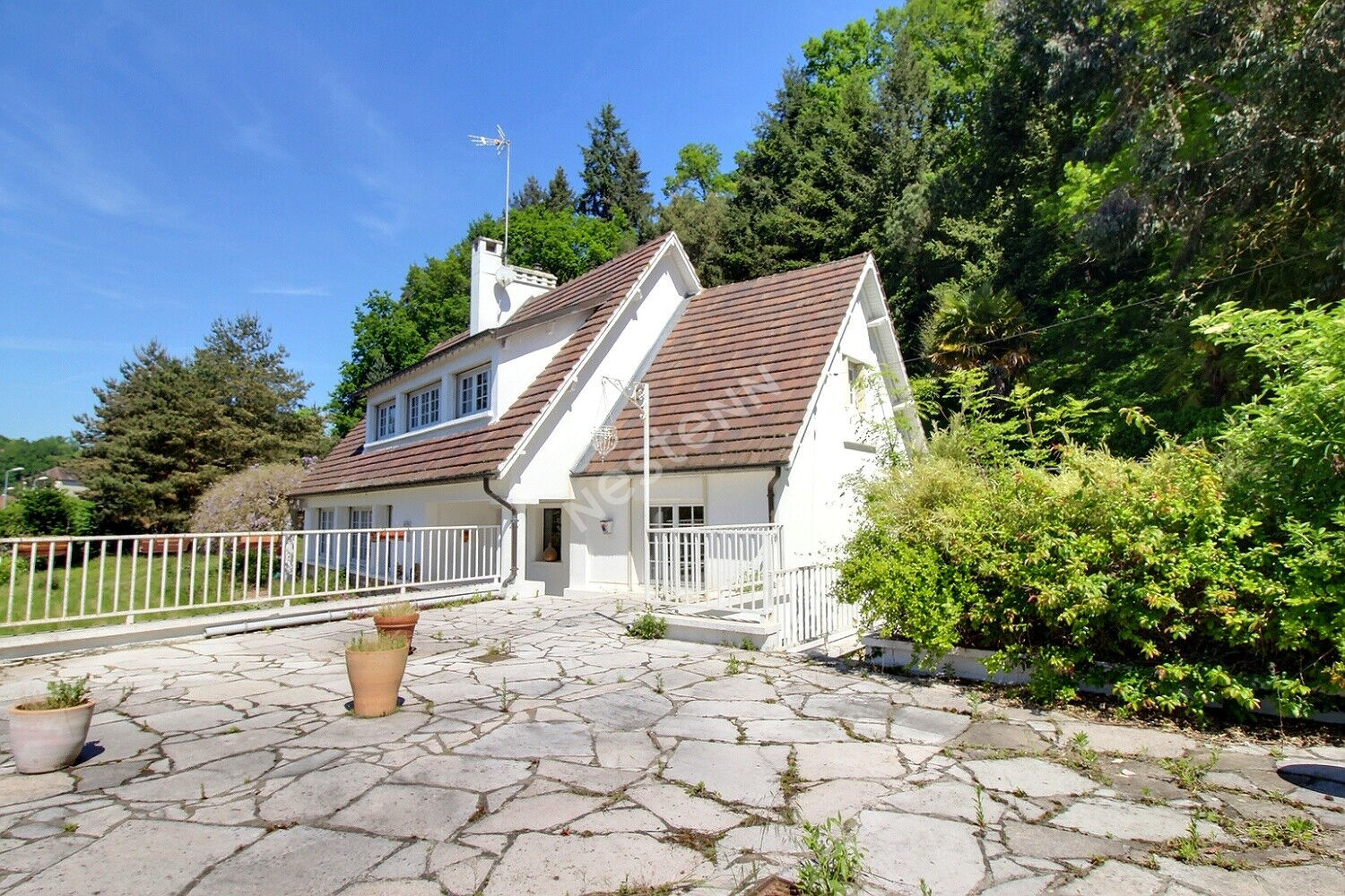 Maison 7 pièces 176 m² · à Epernon · 176 m² · 439 900 €