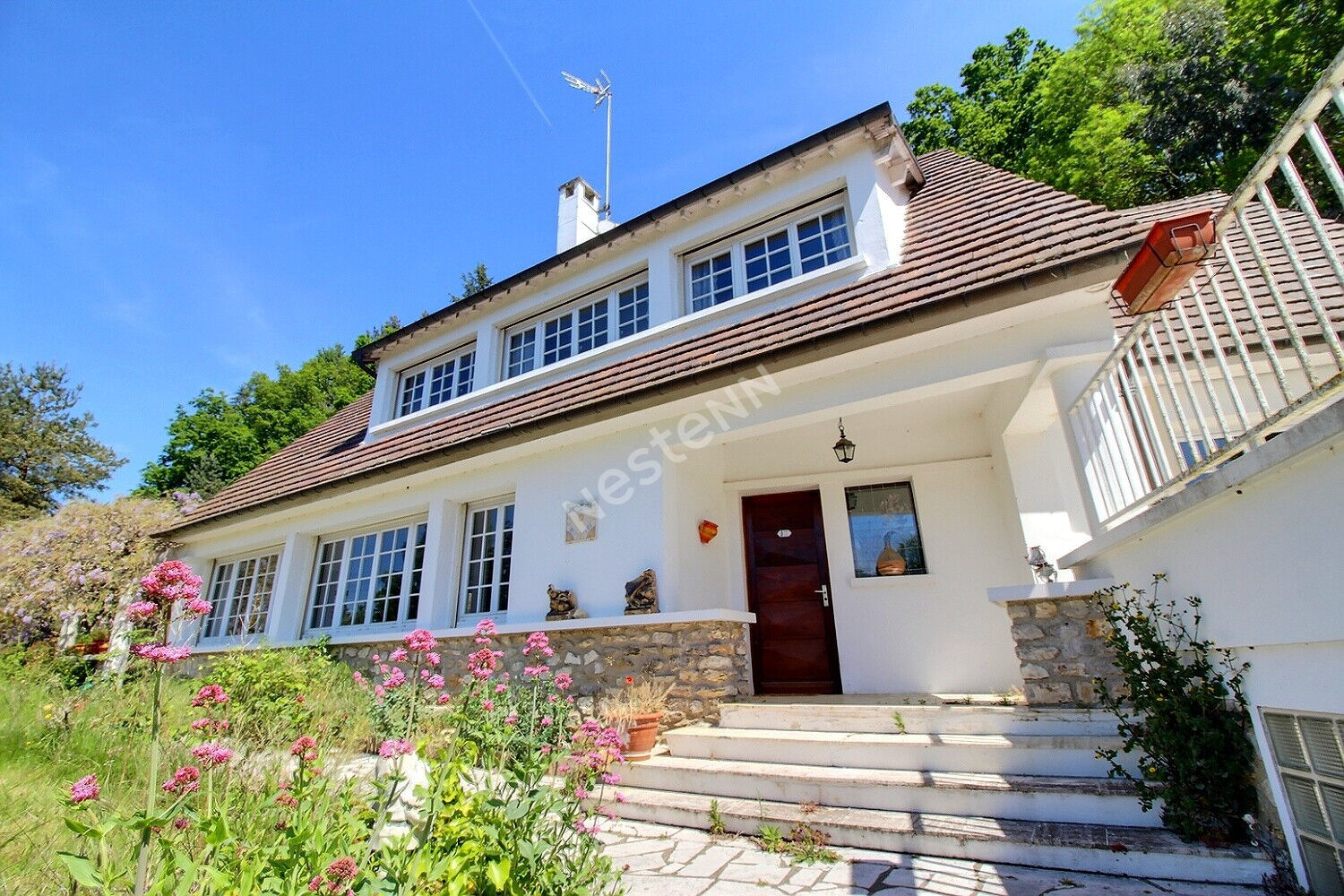 Maison 7 pièces 176 m² · à Epernon · 176 m² · 608 200 €