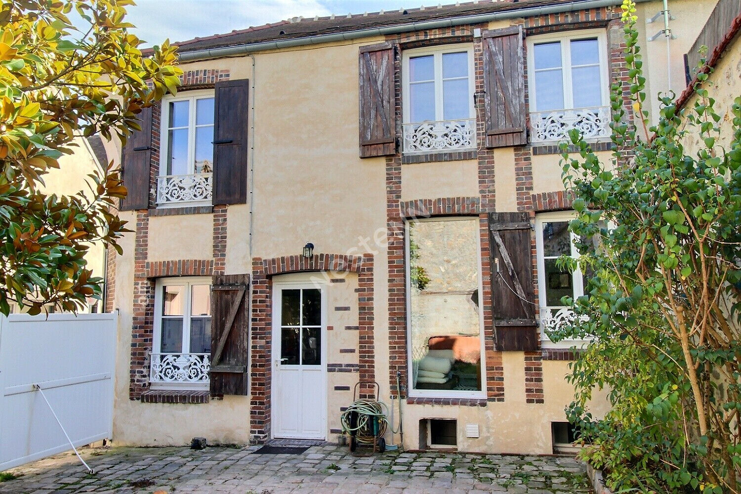 Maison 4 pièces 94 m² · à Épernon · 94 m² · 225 000 €