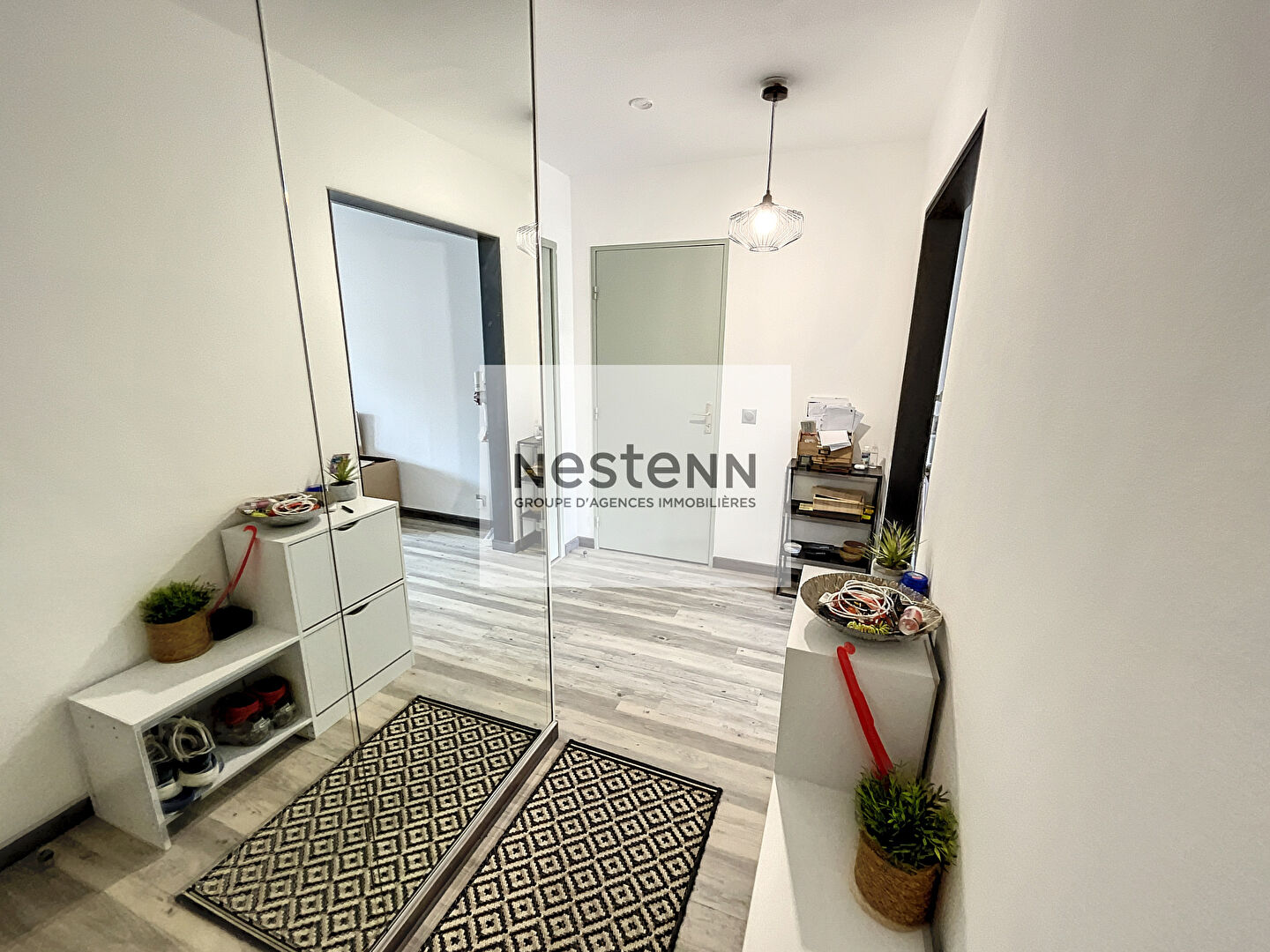 FREJUS Appart T3 meublé, garage, cave.